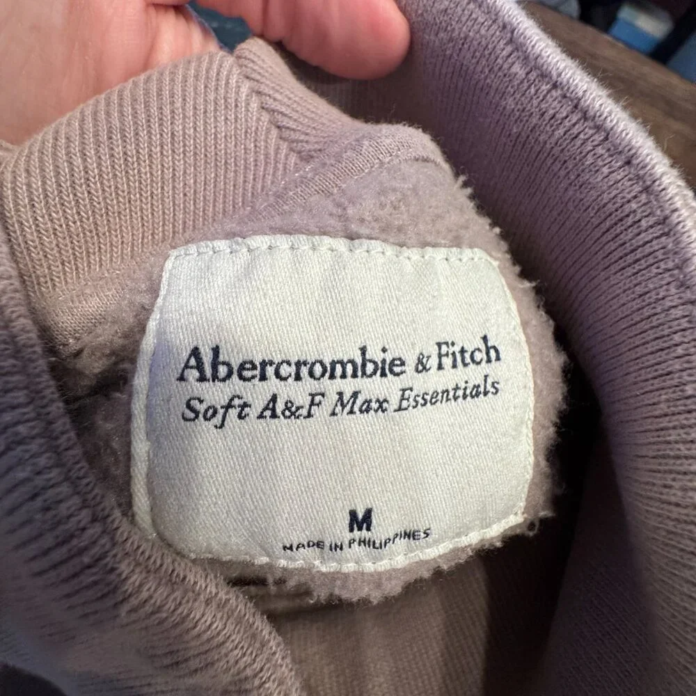 Abercrombie & Fitch Turtleneck Sweatshirt, Medium - Picture 3 of 5